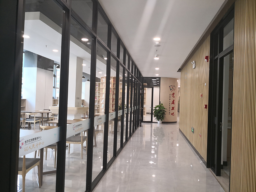 全鋼防火隔墻定制,整體美觀大方不生硬! 全鋼防火隔墻定制,整體美觀大方不生硬!